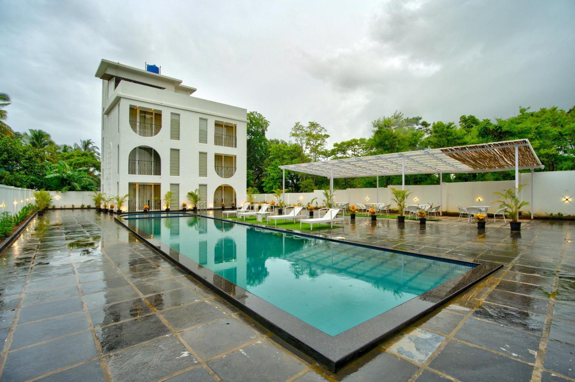 Готель Goa Courtyard By The Porto Arpora Бага Екстер'єр фото